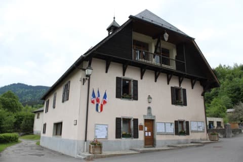 Loueur de bennes Arâches-la-Frasse