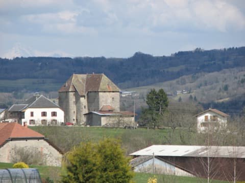 Loueur de bennes Groisy