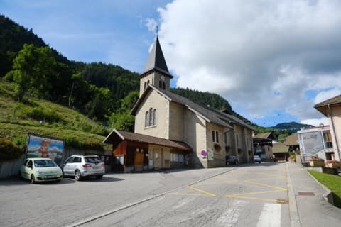 Loueur de bennes Le Bouchet-Mont-Charvin