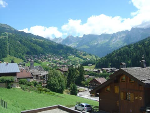 Loueur de bennes Le Grand-Bornand
