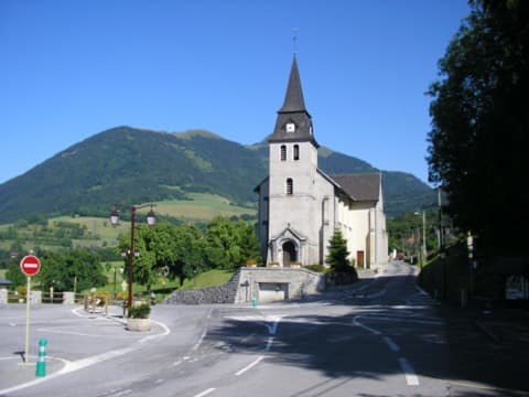 Loueur de bennes Saint-Jean-de-Tholome