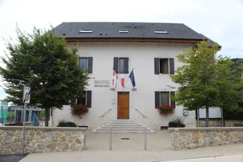 Loueur de bennes Vovray-en-Bornes